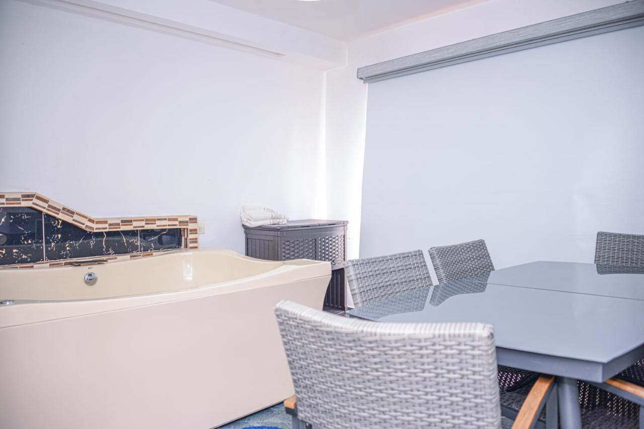 Poblado Brownstone Lägenhet Medellín Exteriör bild