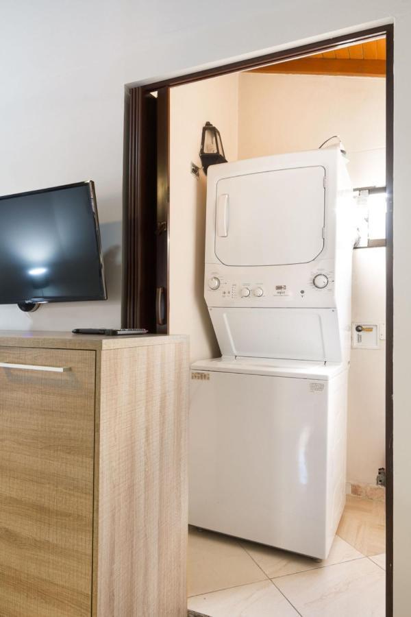 Poblado Brownstone Lägenhet Medellín Exteriör bild