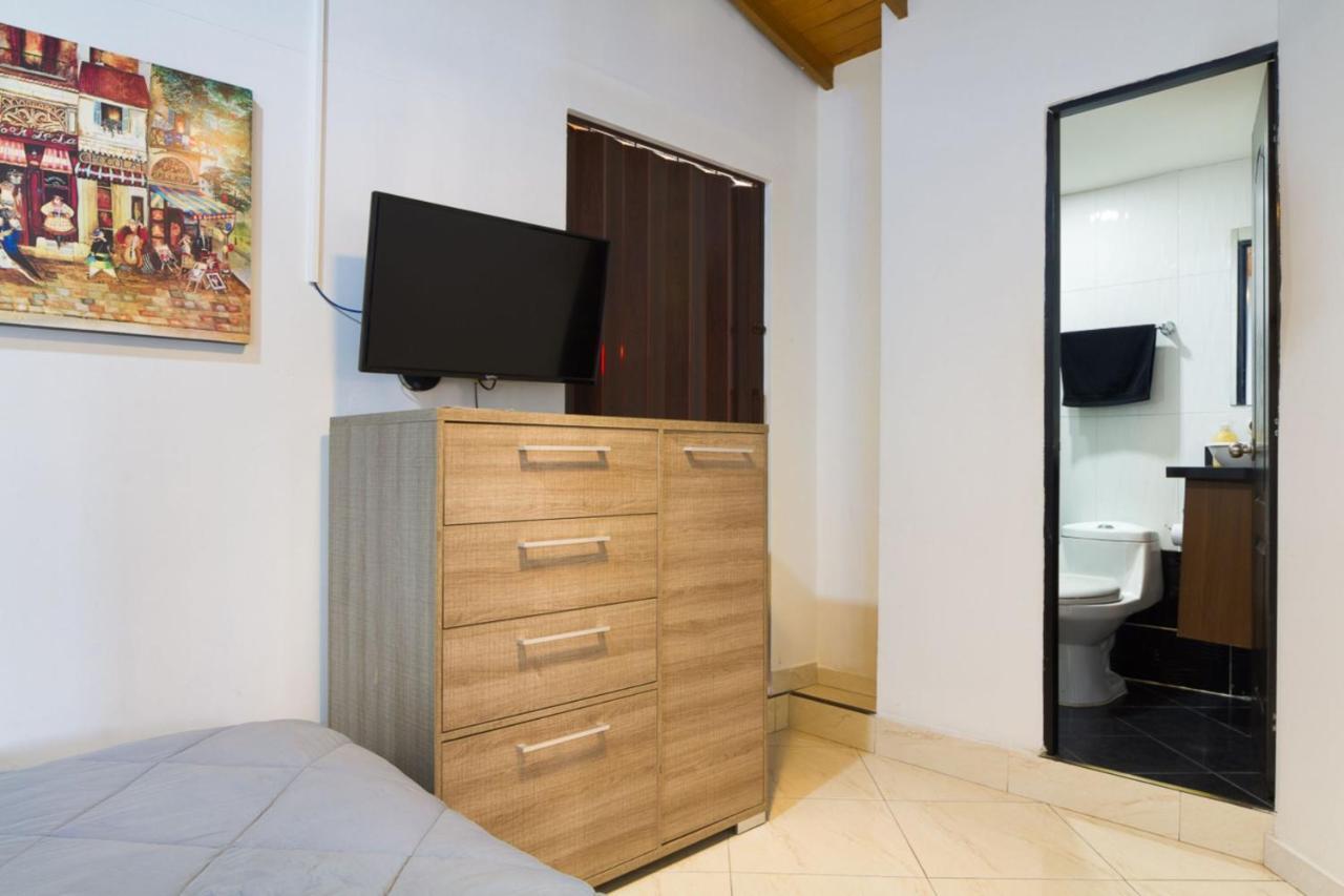 Poblado Brownstone Lägenhet Medellín Exteriör bild