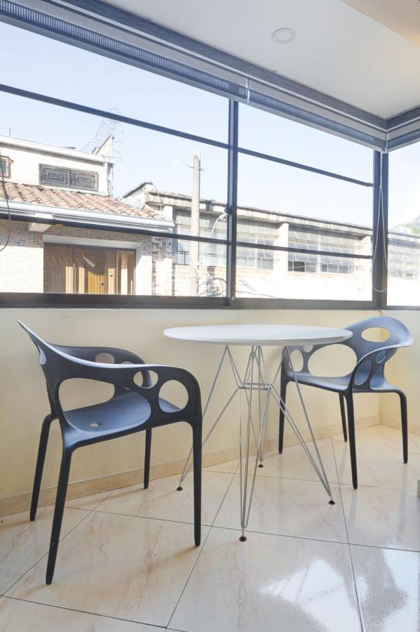 Poblado Brownstone Lägenhet Medellín Exteriör bild