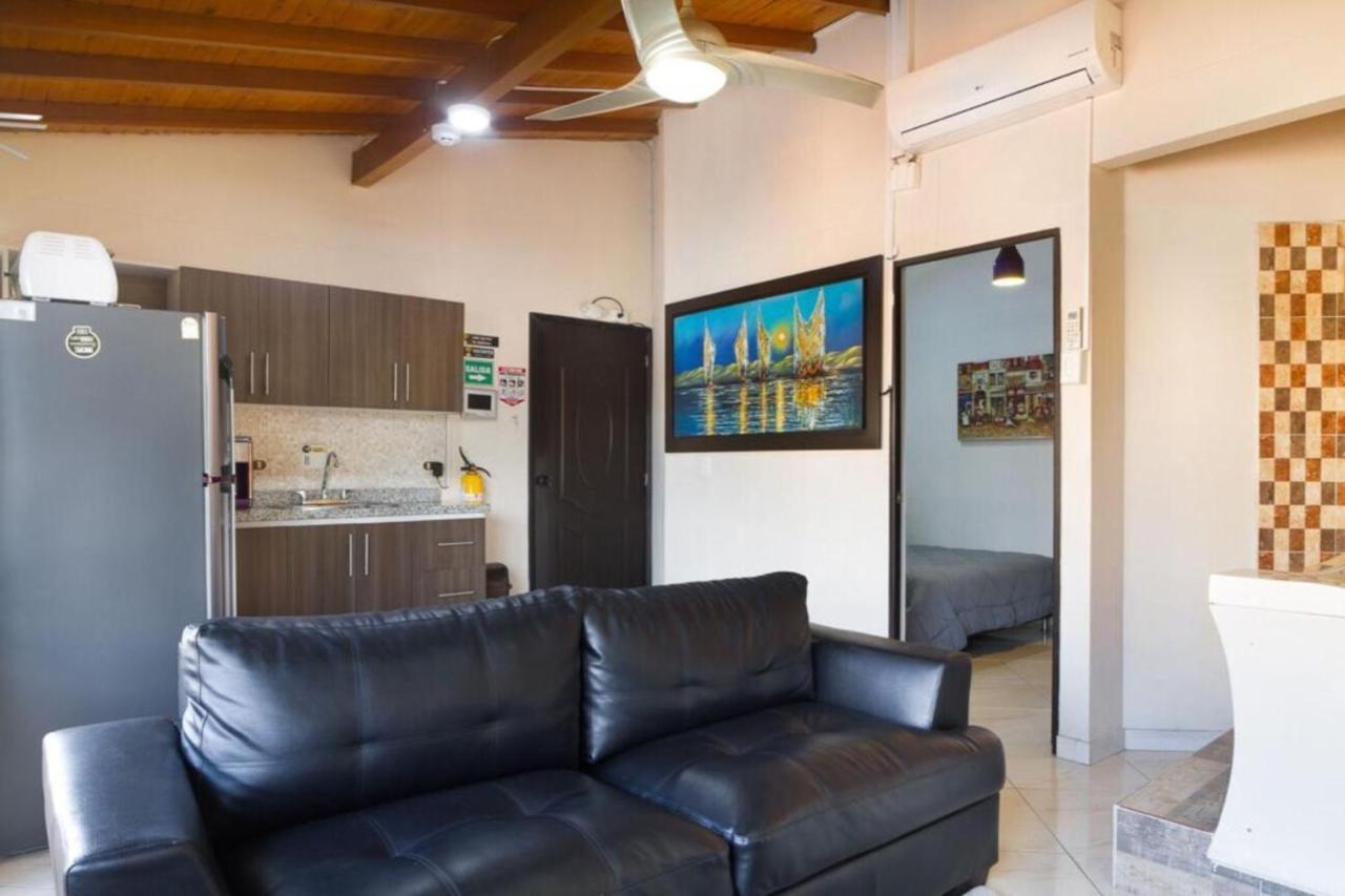 Poblado Brownstone Lägenhet Medellín Exteriör bild